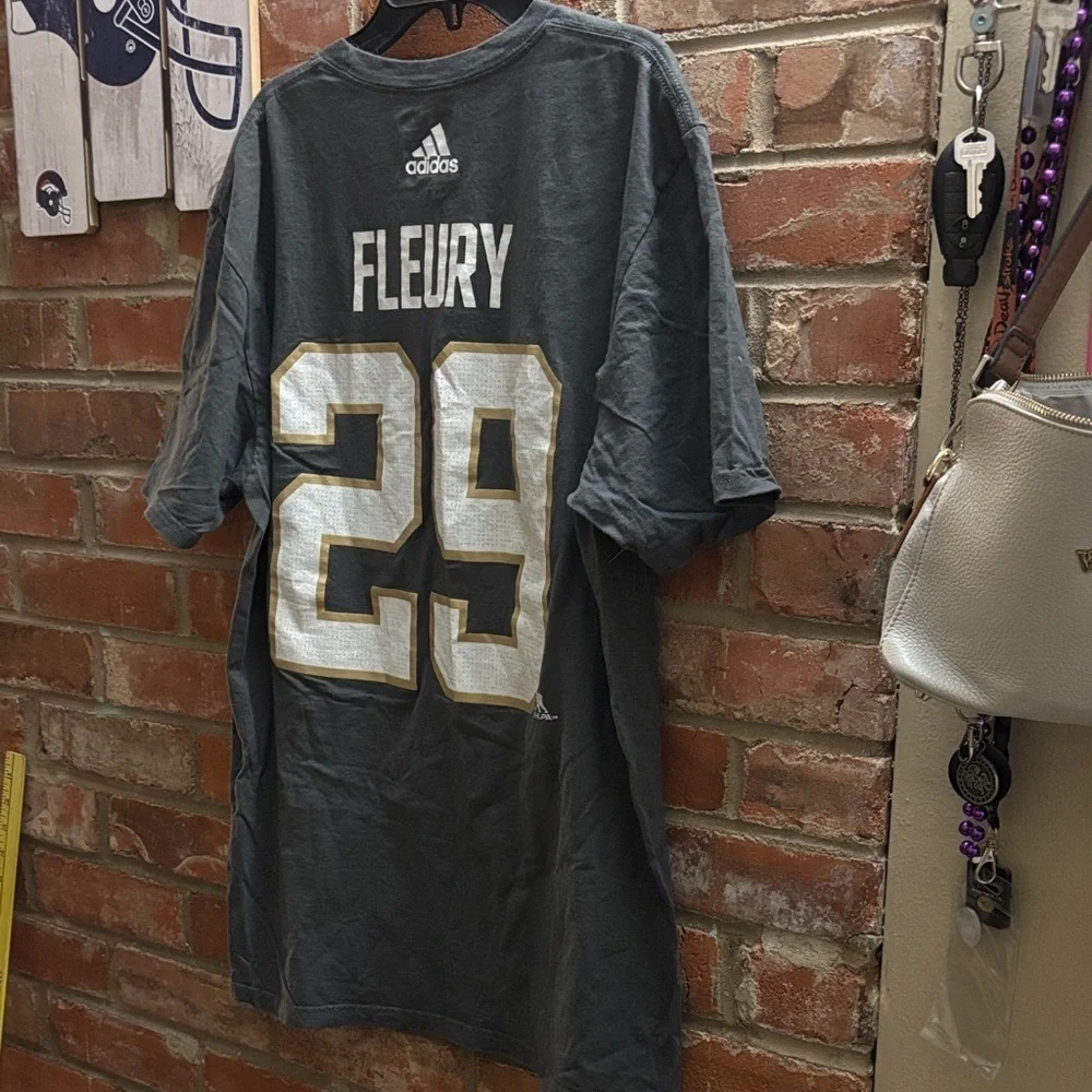 Adidas Las Vegas Knights Black and Gold Fleury Graphic Tee size large